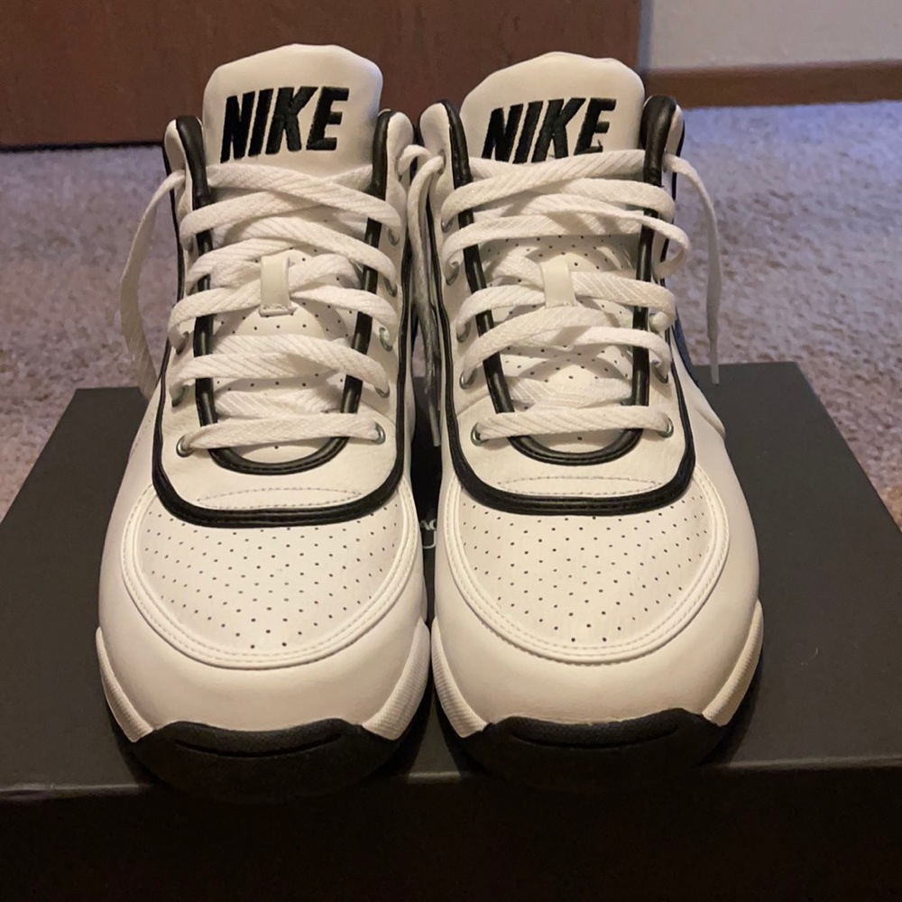 ⭐️NIKE” MAX AIR MEN SIZE 12” No Box. like *NEW*